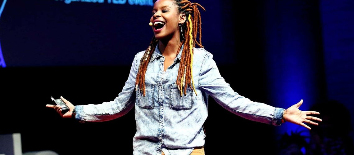 Monique-Evelle-palestrante-no-TEDx-2016